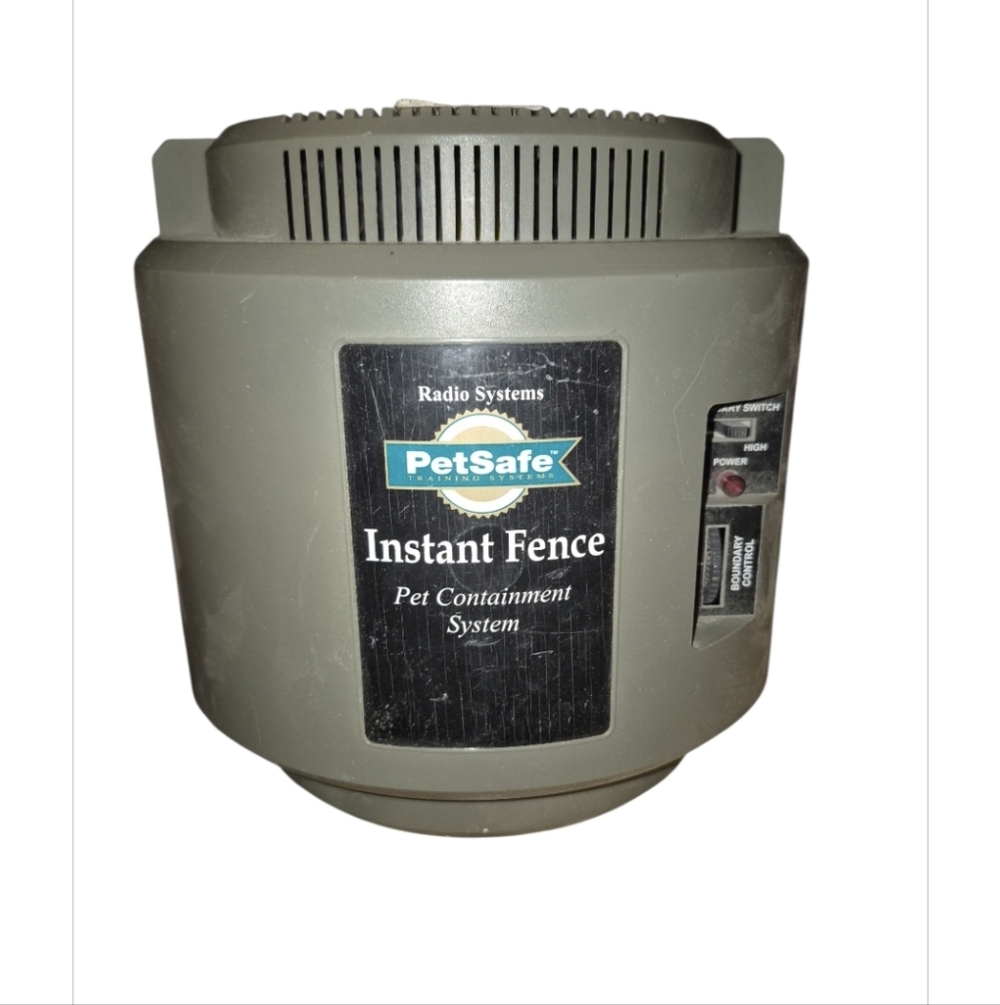 PetSafe Instant Fence Pet Containment System